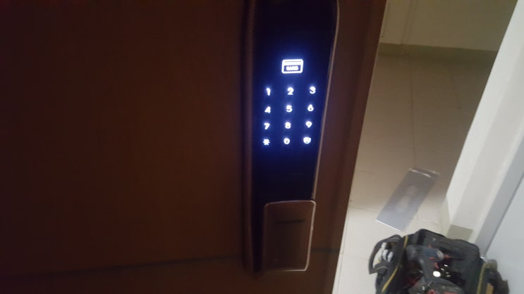  고장 난 디지털도어락 삼성SDS  SHP-DP 730 번호키 교체 설치