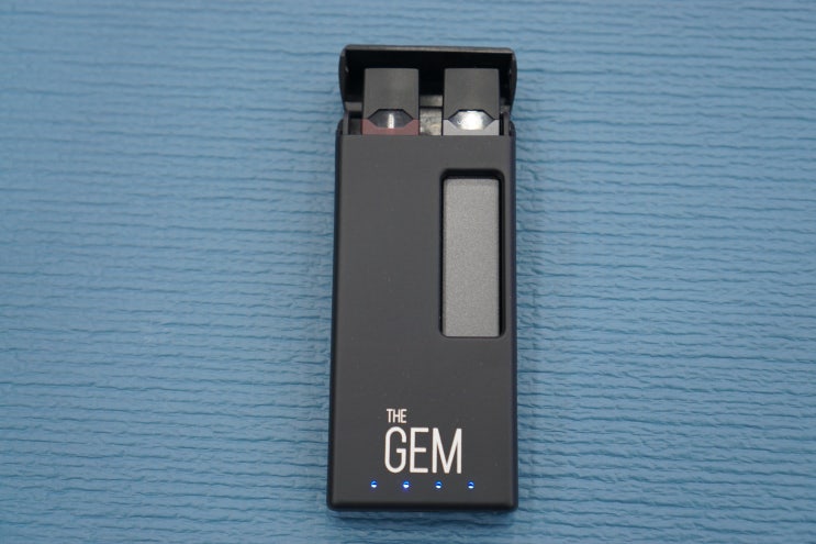  쥴(JUUL) 전자담배 충전 케이스 GEM 휴대하기 편하네!