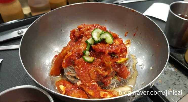  죽전 신세계백화점 오장동함흥냉면 고쓰부 필리스테이크 백미당 -수지-