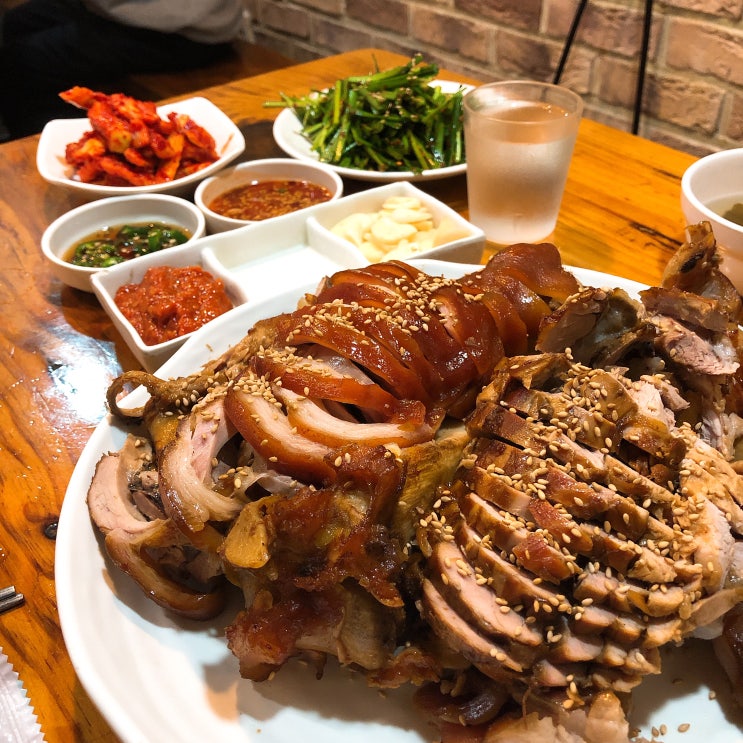 190728 | 범계 장충 웰빙 족발 / 카페 지정 인절미크러쉬 먹방 일상 :) 190728 | 범계 장충 웰빙 족발 / 카페 지정 인절미크러쉬 먹방 일상 :)