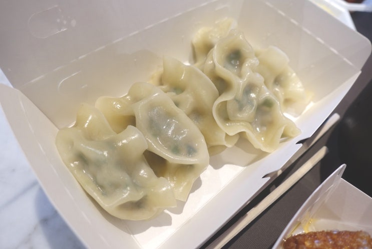  시흥하늘휴게소 맛집 북촌손만두 브릿지스퀘어 매콤한 쫄면과 만두 맛있어