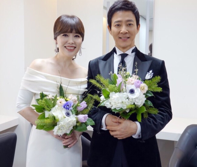  하희라 최수종 잉꼬부부 결혼 미운우리새끼 가족 입양 나이 국적 딸 아들