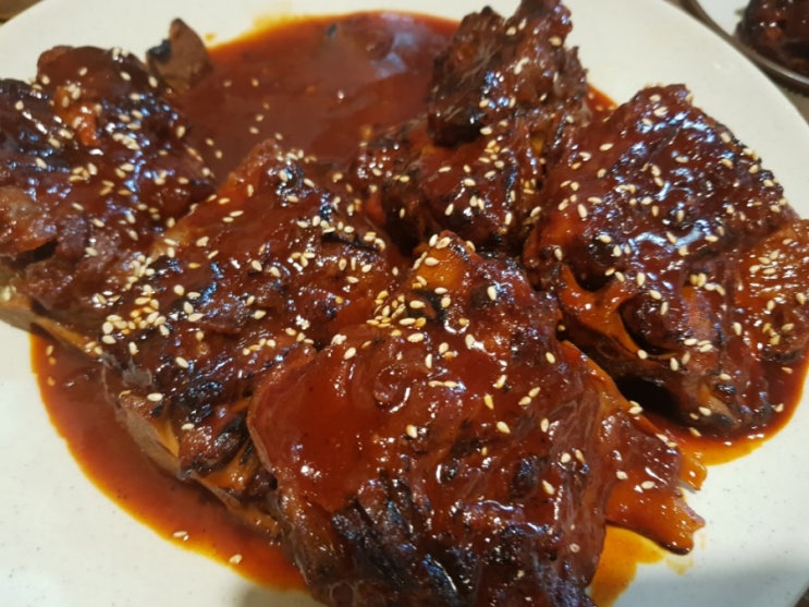  서울 뼈구이, 매운족발
