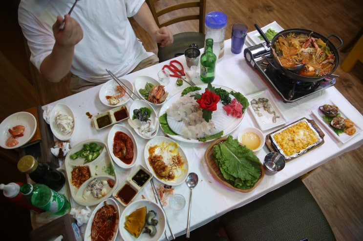  태안 안면도 백사장포구 황해횟집(픽드랍 서비스 굳뜨)