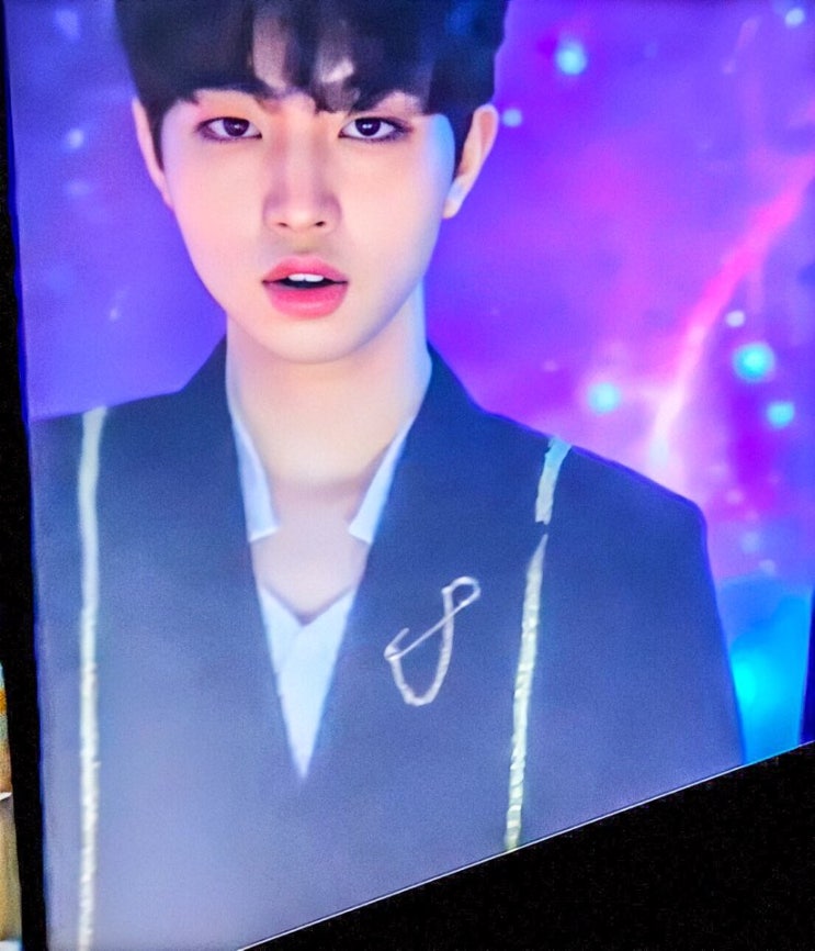  이협 프로듀스 X 101 제복 프로필 사진 ㅠㅠㅠㅠㅠㅠㅠ