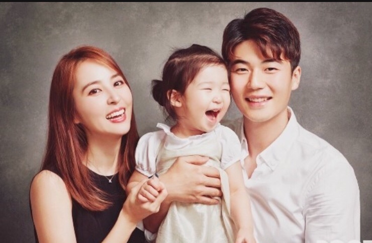  한혜진 기성용 딸 기시온 나이 결혼 가족 아이 근황 성격