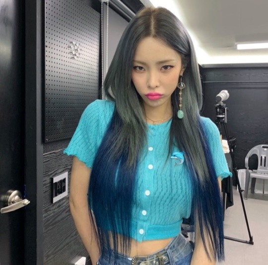 헤이즈 팬사인회... 8월에 한번 더 진행하면 안되나요? 헤이즈 팬사인회... 8월에 한번 더 진행하면 안되나요?
