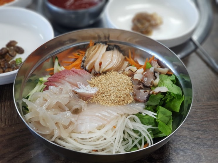  울릉도에서 꼭 먹어야 하는 물회. 신비섬 횟집. 미우새 박수홍