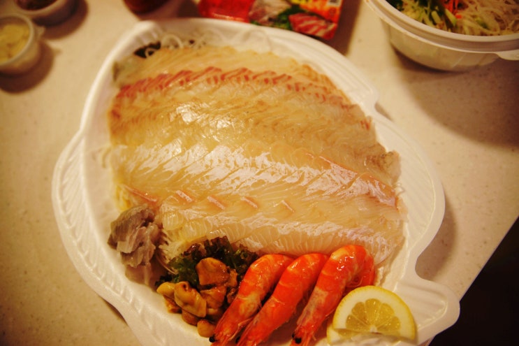  속초 회포장 신유네 회포장에서 맛있는 회와 매운탕 포장해 숙소에서 편하게 먹었어요