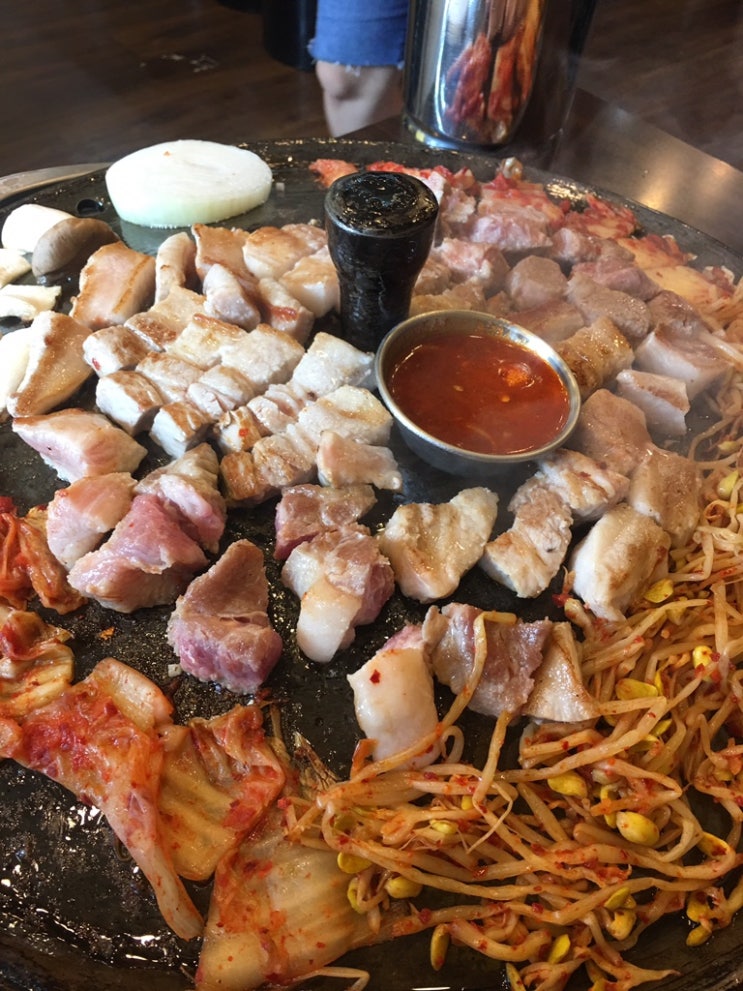  [병점 고기]황금돼지 솥뚜껑 삼겹살 맛있네요.