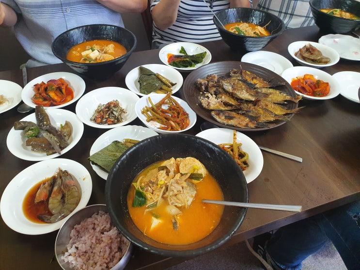 제주도민맛집 웰빙하우스 반찬가게인가 식당인가 집밥같은 서사로맛집