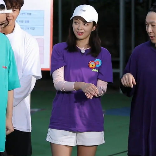 [스타패션] SBS 런닝맨 송지인 래쉬가드 패션 정보