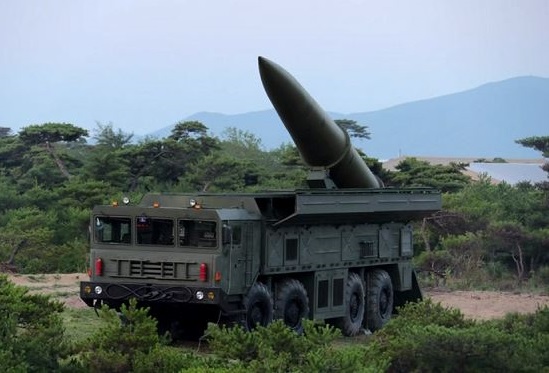 [아침햇살38]북한의 미사일 발사와 문재인 정부의 선택