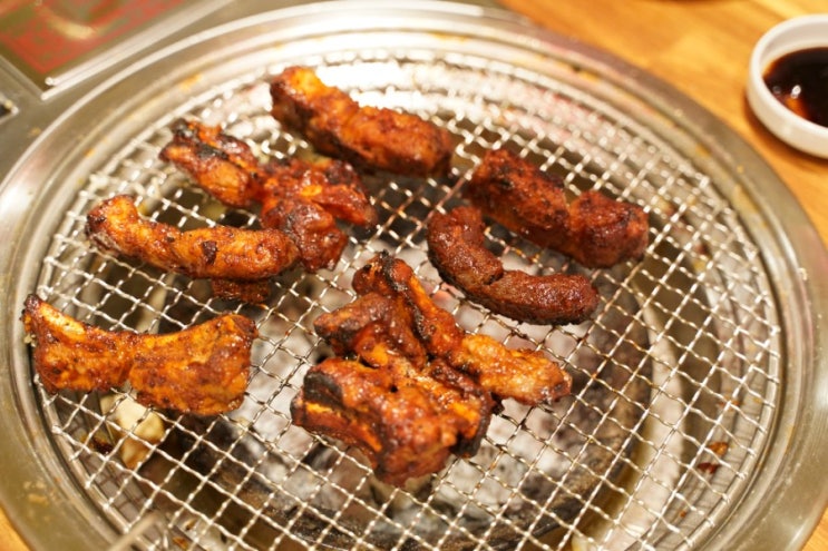  인계동 회식장소에서 맛깔나게 먹었어요~!