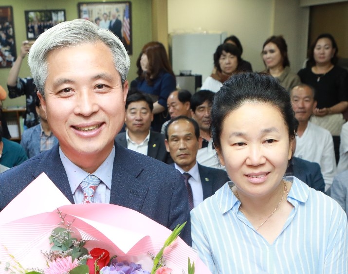  곽상욱김미경