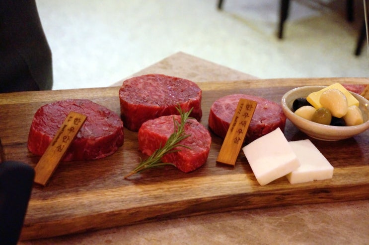  광교 핫플 엘리웨이 맛집 콜키지프리 도쿄등심 광교점 디너 A코스 한우 오마카세
