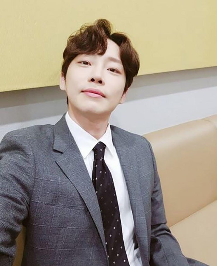  강성욱 성폭력 법정구속 1심 징역5년 선고를 보며