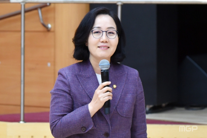 김현아 국회의원 “정부가 제대로 된 토지보상을 해줄까 의문”