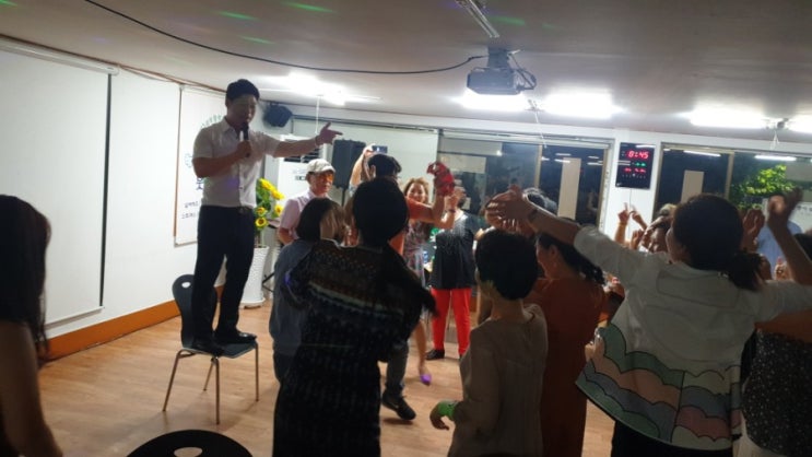  [이현승가수] 바보사랑, 최고의 매너남/ 행복디자인교육컨설팅 한여름밤의 치맥파티, 부산웃음치료사들의 행복의 용광로 속으로,