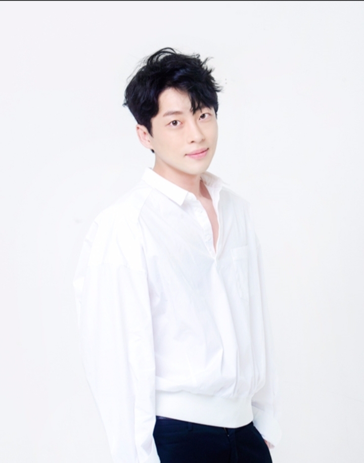  강성욱 성폭력 혐의