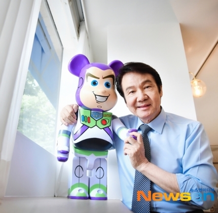  무한한 공간 공간 저 너머로 우리들의 우상 박일성우님 ㅠㅠ..그립습니다 ㅠㅡㅠ