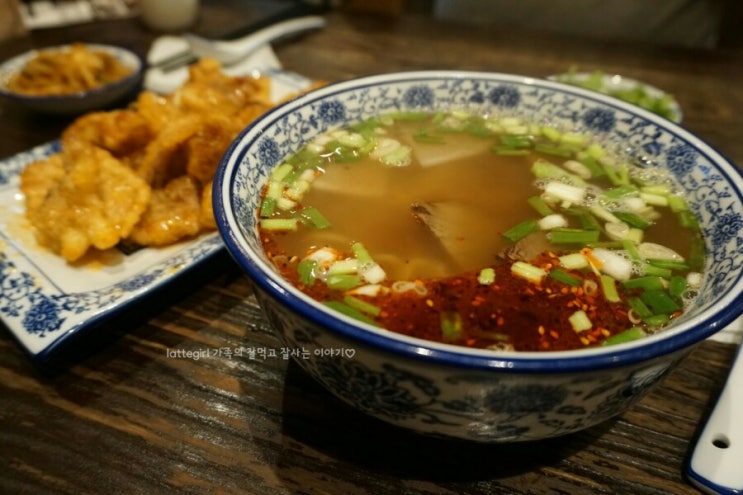  종각 중식당 샤오바오우육면, 전통 란주 수타면