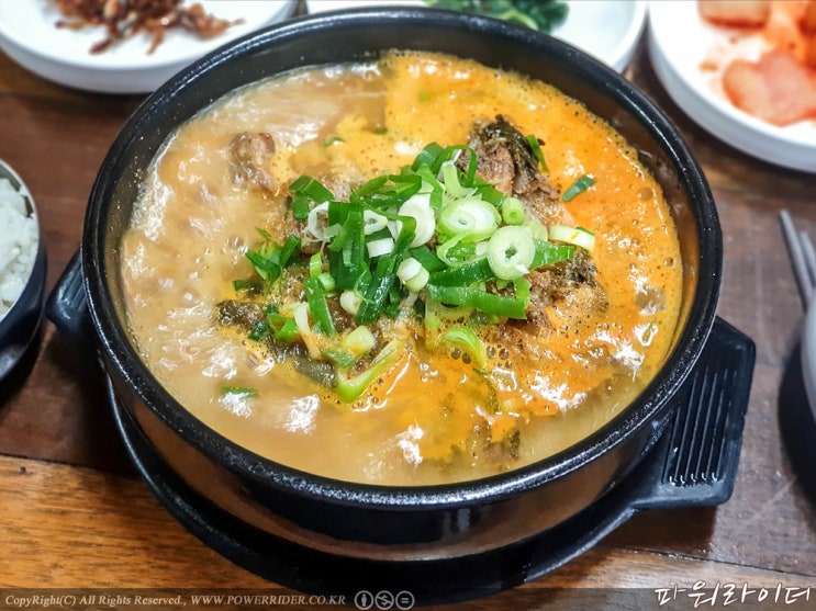  경남 창원 맛집 - 창원 중앙동 온달촌국수굴국밥. 뼈해장국과 비빔밥을 먹고 왔습니다. [파워라이더의식도락여행]