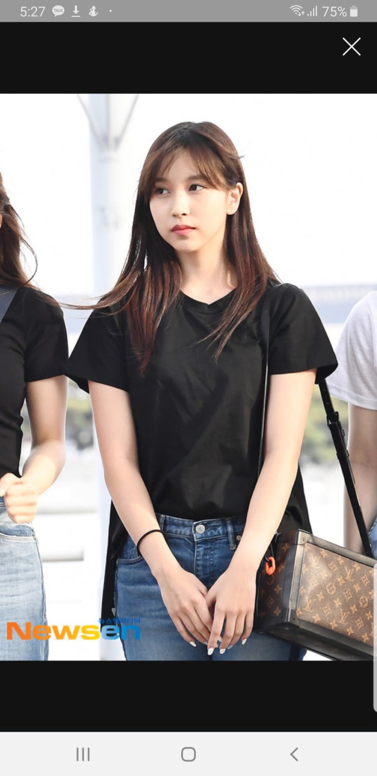  트와이스 미나 누가 그녀를 울게 만들었는가?한국을 사랑한게 그녀의 죄인가?