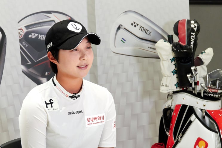  상승세 탄 김효주! 올해 첫 LPGA 우승에 도전하는 드라이버 요넥스 이존 로얄