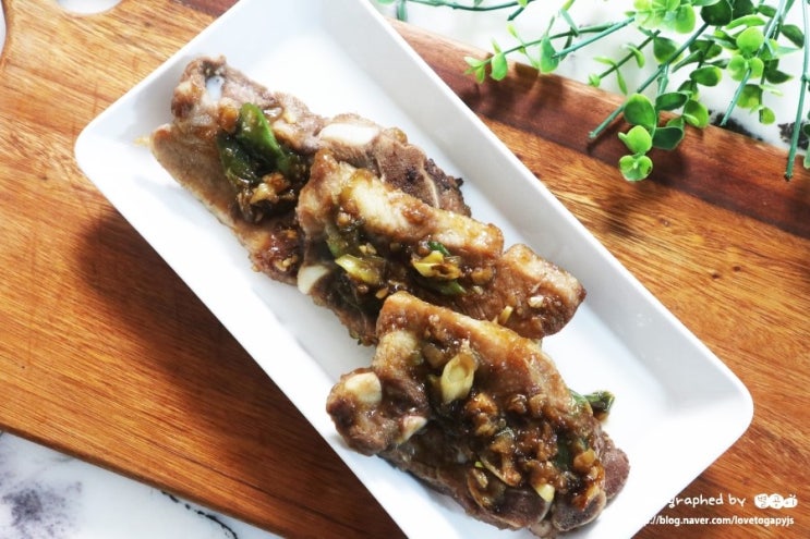  돼지갈비구이 단짠단짠 매력속으로