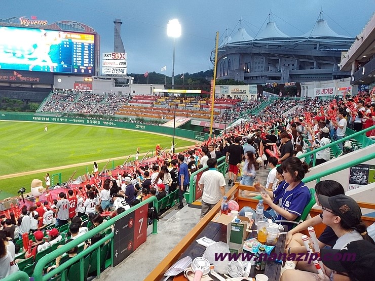 SK와이번스 VS 기아타이거즈 - 김광현 선수의 호투로 끊어낸 2연패 탈....