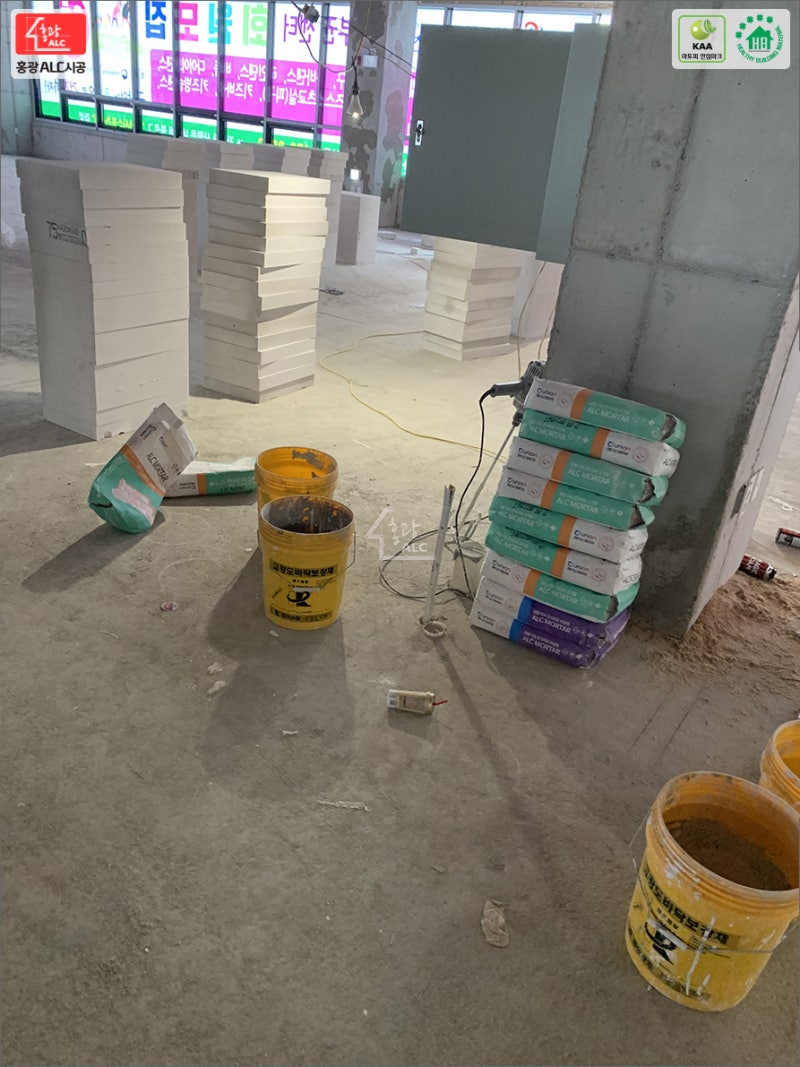 세븐스타코인노래연습장 장성점 벽체 인테리어 (방음성능업!!) 칸막이공사 ALC블록시공 - ALC시공완료한 전체 목록있음 : 네이버 블로그