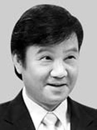  [삼가고인의 명복을 빕니다] `외화 더빙의 신`으로 불리던 유명 성우 박일(본명 조복형)이 별세했다.