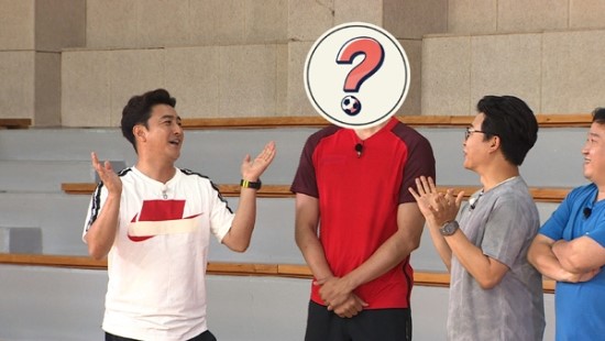‘뭉쳐야 찬다’ 어쩌다FC ‘젊은 피’ 긴급 투입! ‘뭉쳐야 찬다’ 어쩌다FC ‘젊은 피’ 긴급 투입!