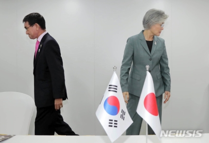 일본, 결국 백색국가에서 한국 제외: 한국과 전쟁하자는 것