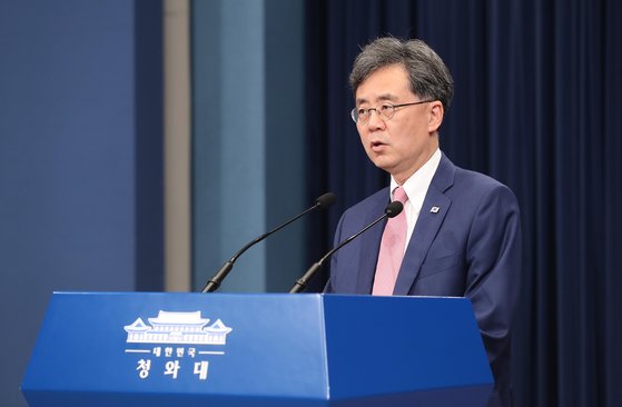  김현종 "가마우지 경제 탈피해야"…박정희 김대중 동시 언급