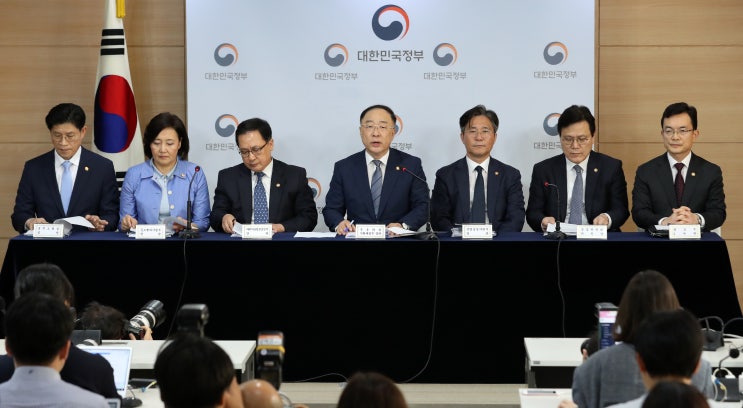  일본 정부의 백색국가 배제 등 수출규제 및 보복조치 관련 발표문