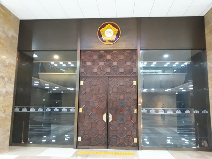  김재원 음주,추경 검토않고 음주,"분노치민다"
