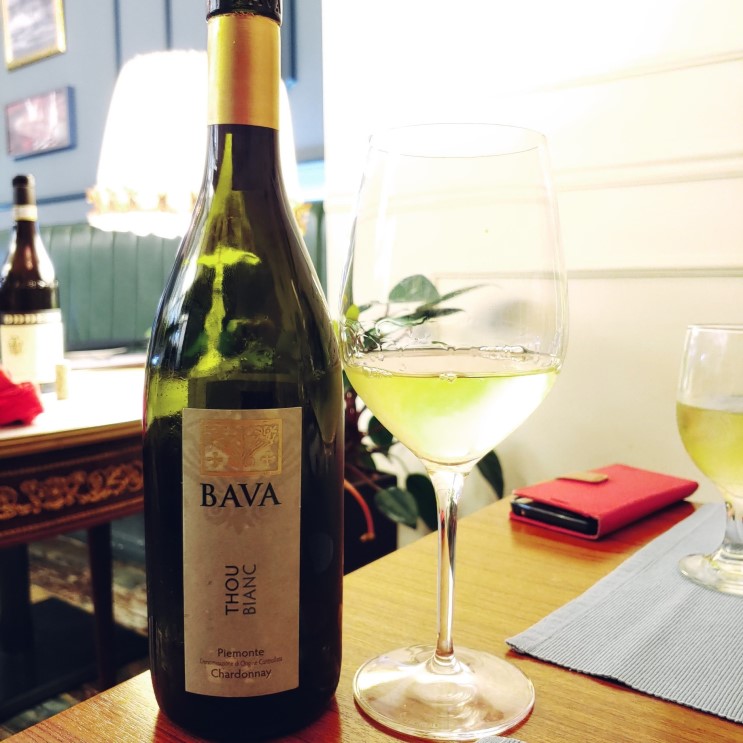 Bava, Thou Bianc Piemonte Chardonnay 2016 (바바, 토우 비앙크 피에몬테 샤르도네 2016)