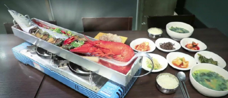  배틀트립 제주도 유혜리 최수린 & 투명카약 우도 보트투어 & 돔베고기 쌈밥 정식 &랍스터 활문어 통갈치 조림 & 보말 해물 칼국수 & 우도 땅콩 아이스크림