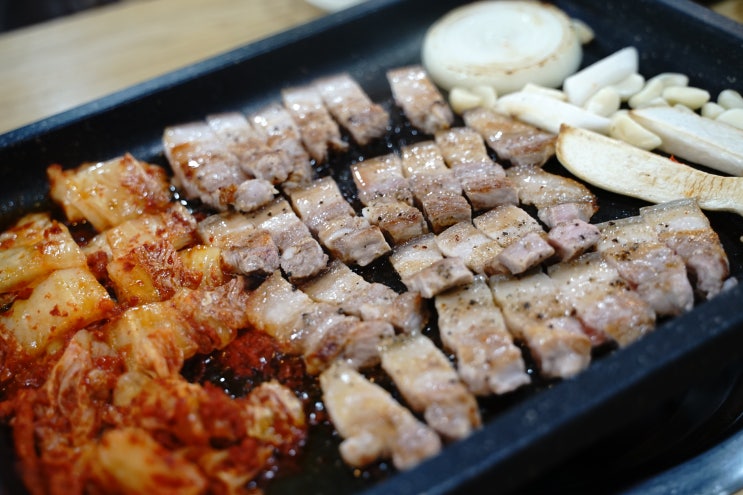  포일동 맛집 삼겹살 김치찌개 잘하는 집!