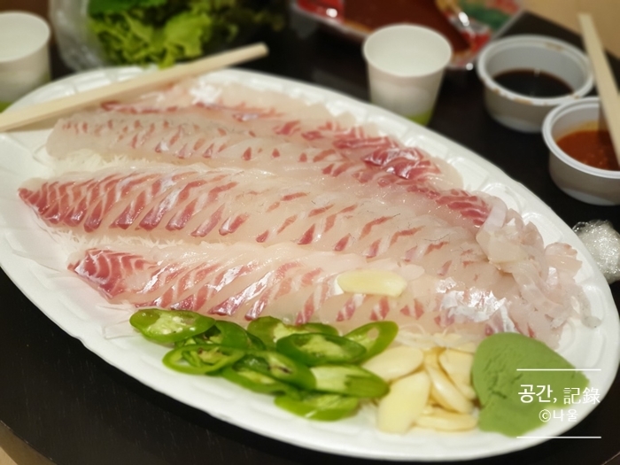  [강원/강릉 맛집] 스카이베이 경포 호텔에서 차로 다녀왔던 맛집(해미가, 형제수산, JASMINE, 돈의맛)