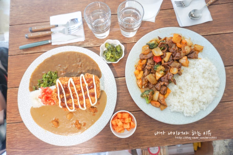  해방촌 맛집 신흥시장 카레집 코스모스식당