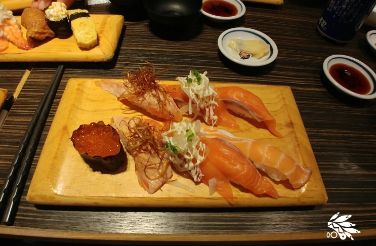  갓덴스시 명동점 :유명 회전 초밥 맛집, 월요일은 가성비 스시 맛집!
