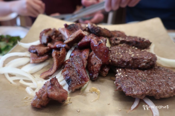  담양 돼지갈비 ) 메타프로방스 내에 위치한 갈비창고에서 담양 떡갈비도 함께 맛보다