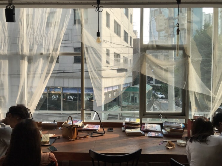 [카페] 합정동 커피폴리 로스터스 / 햇살 좋은 곳에서 마시는 한 잔의 호주커피와 디저트