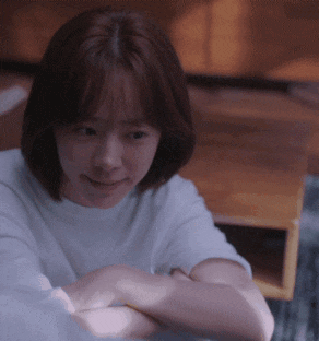  한지민 봄밤 화이트 셔츠 쏘파 뒹굴뒹굴 남자들의 로망 심쿵 움짤