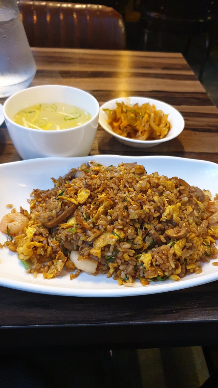  점심은 중식 퇴근 후 치킨 진리!!