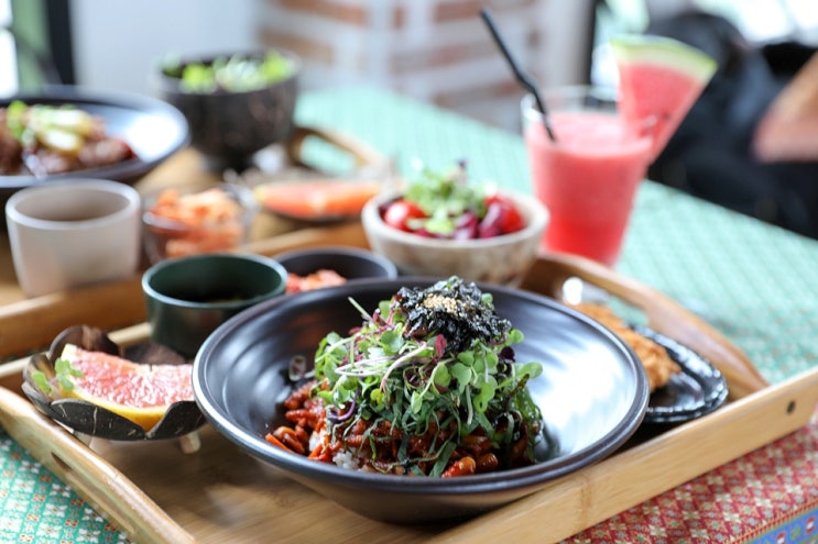 제주도 오설록 근처 맛집 왓더에이치 갈비밥과 낙지덮밥& 수제돈까스