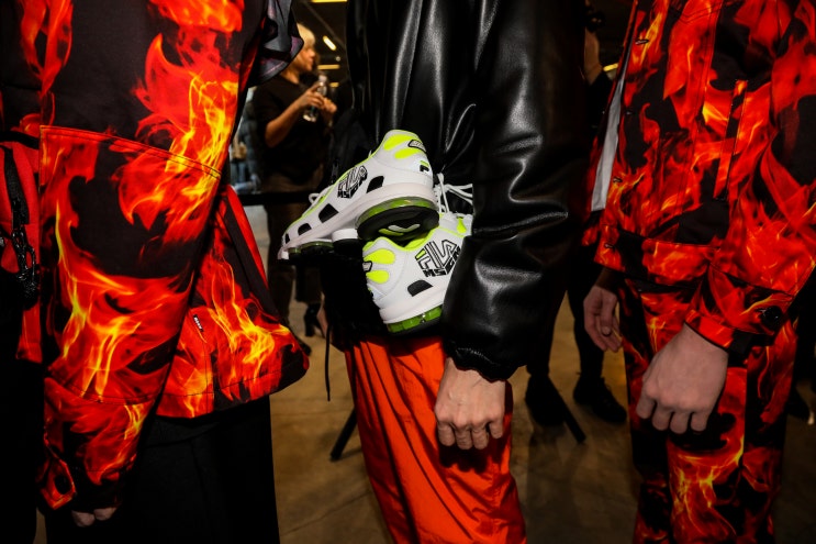  MSGM x FILA Silva Trainer 출시! MSGM 스니커즈 한스타일 인스타그램 래플 온라인 선착순 판매 소식